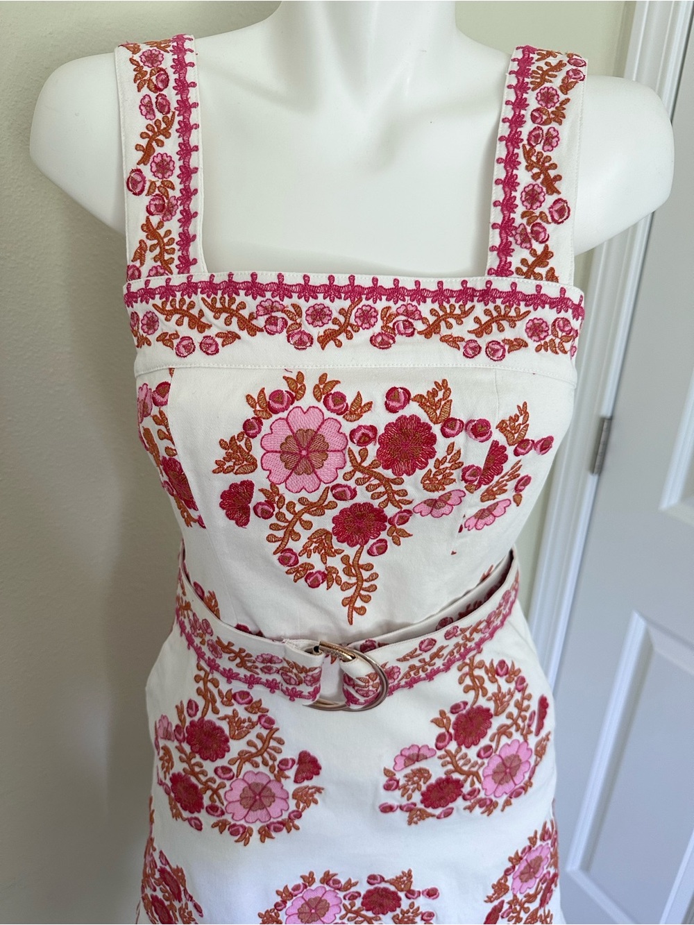 Avec Les Filles White Mini Dress with Pink & Red Floral Embroidery - Picture 4 of 8